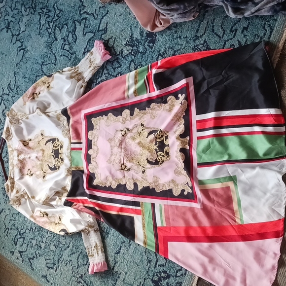 Gorgeous vintage silk like dress - Picture 5 of 6